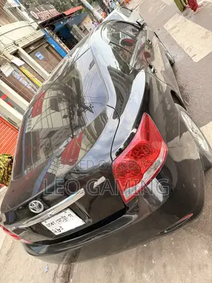 টয়োটা অ্যালিওন ২০১৫ কালো