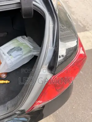 টয়োটা অ্যালিওন ২০১৫ কালো
