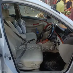 Toyota Corolla Sedan 2005 White