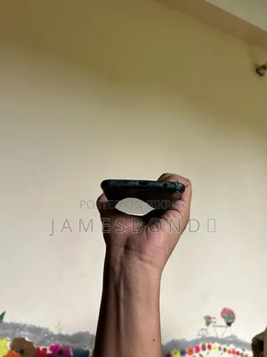 Vivo V21e 128 GB Black