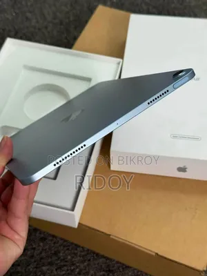 Apple iPad Air 64 GB Blue