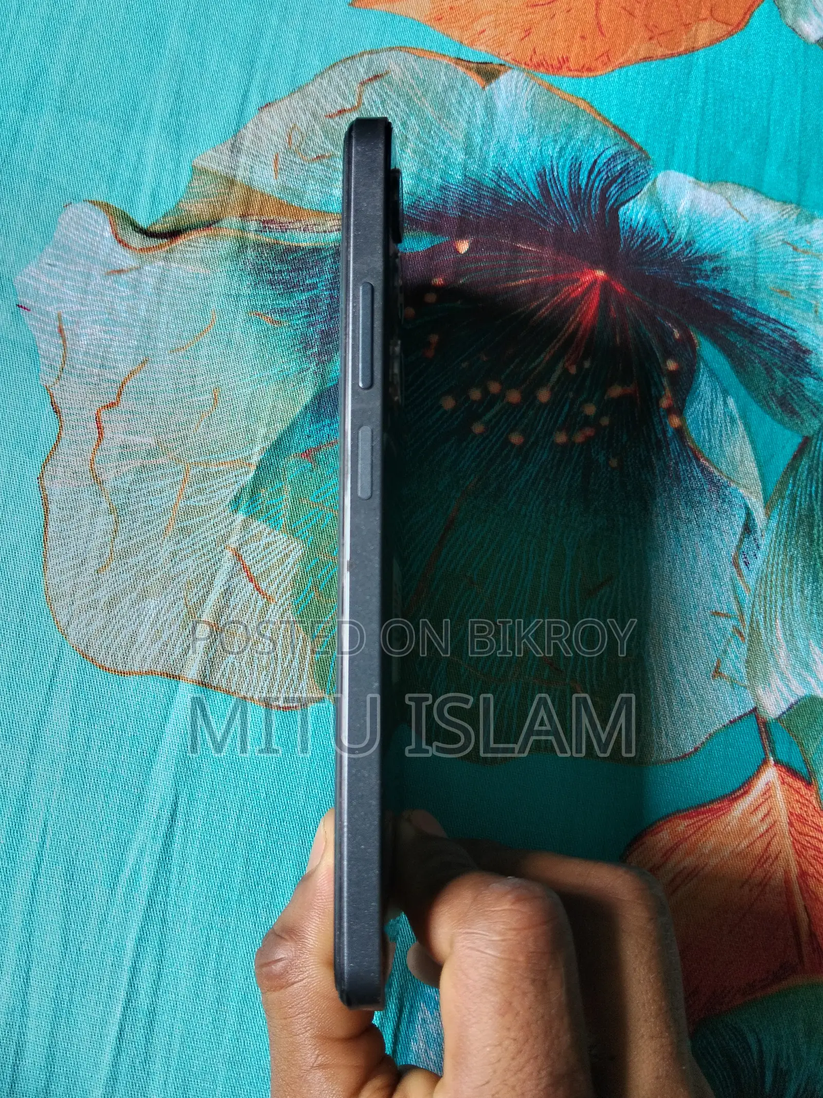 Realme 128 GB Black