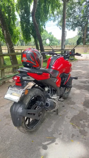 ইয়ামাহা এফজেডএস ভি৩ ২০২১ রেড