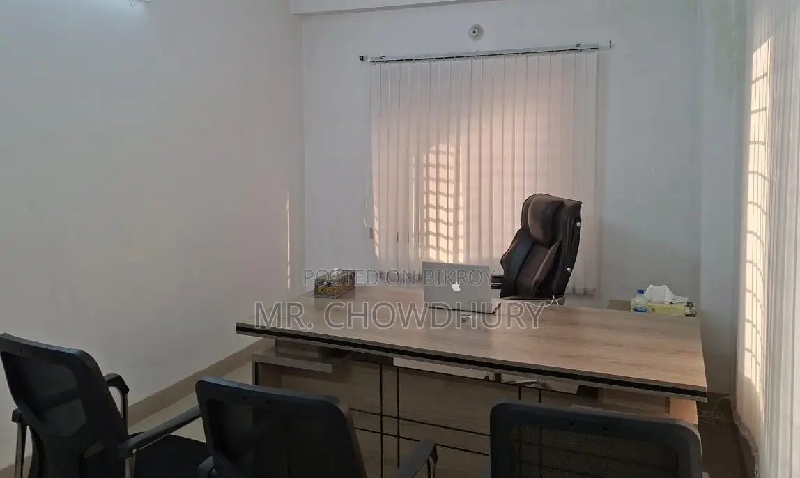 Full Furnised Office (Sub-Let)