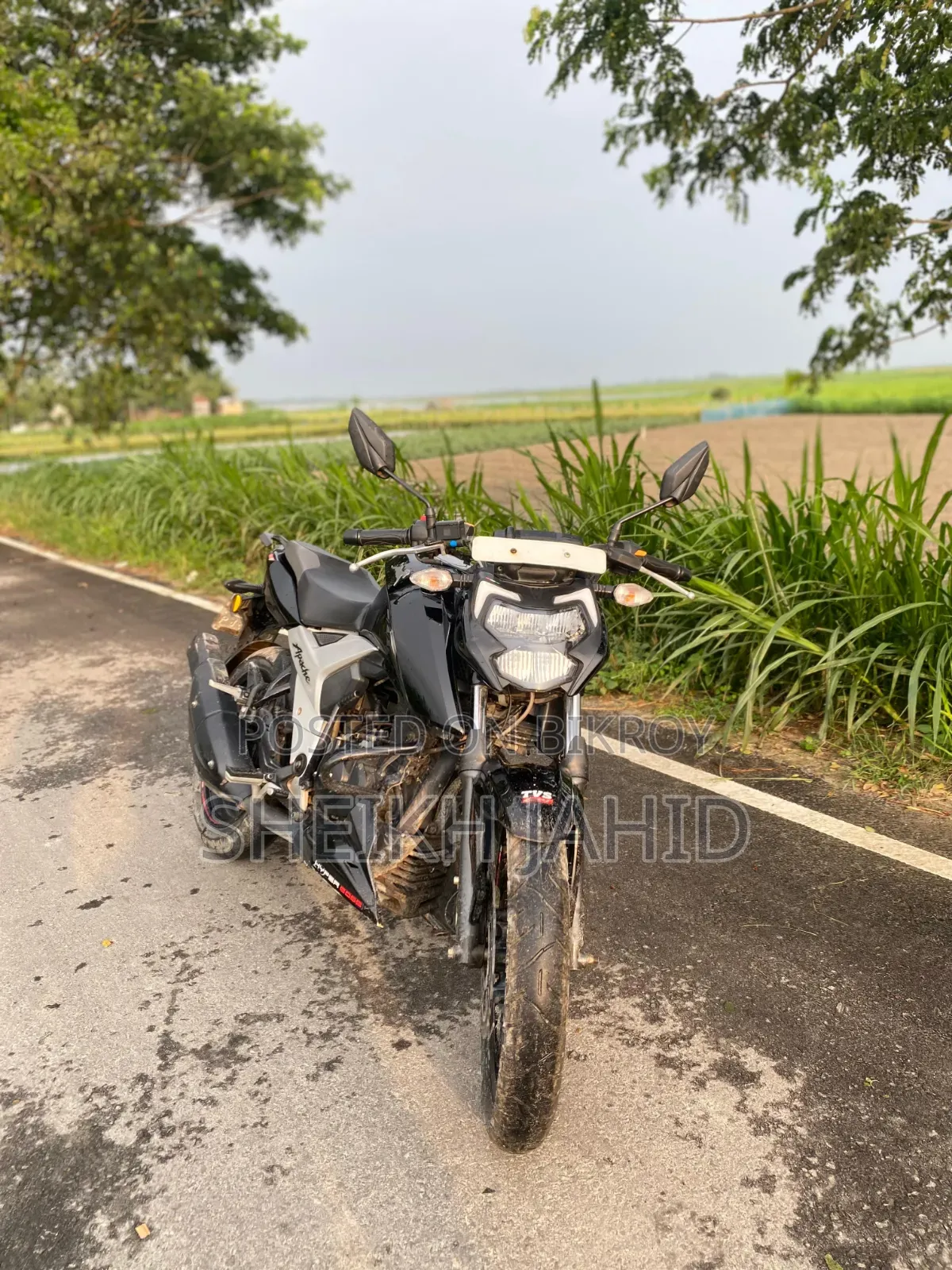 TVS Apache RTR 160 4V 2020 Black