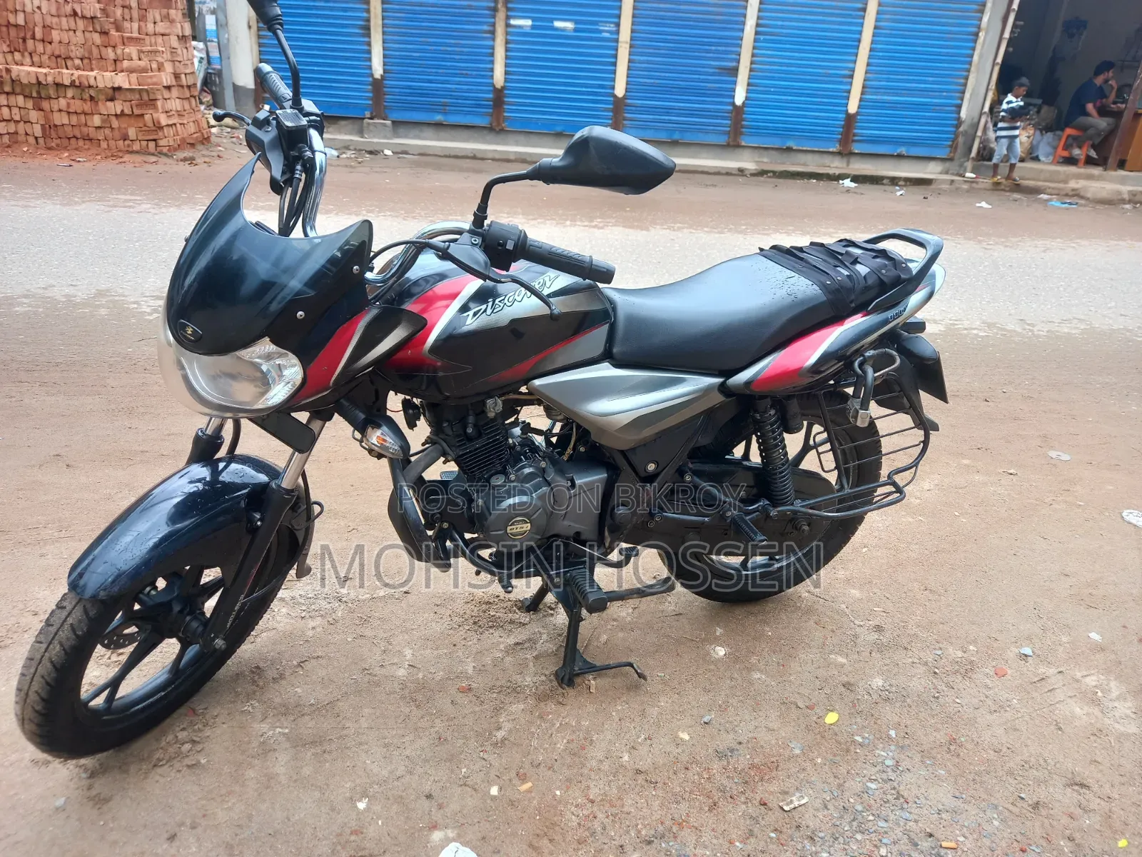 Bajaj Discover 100 2021 Red