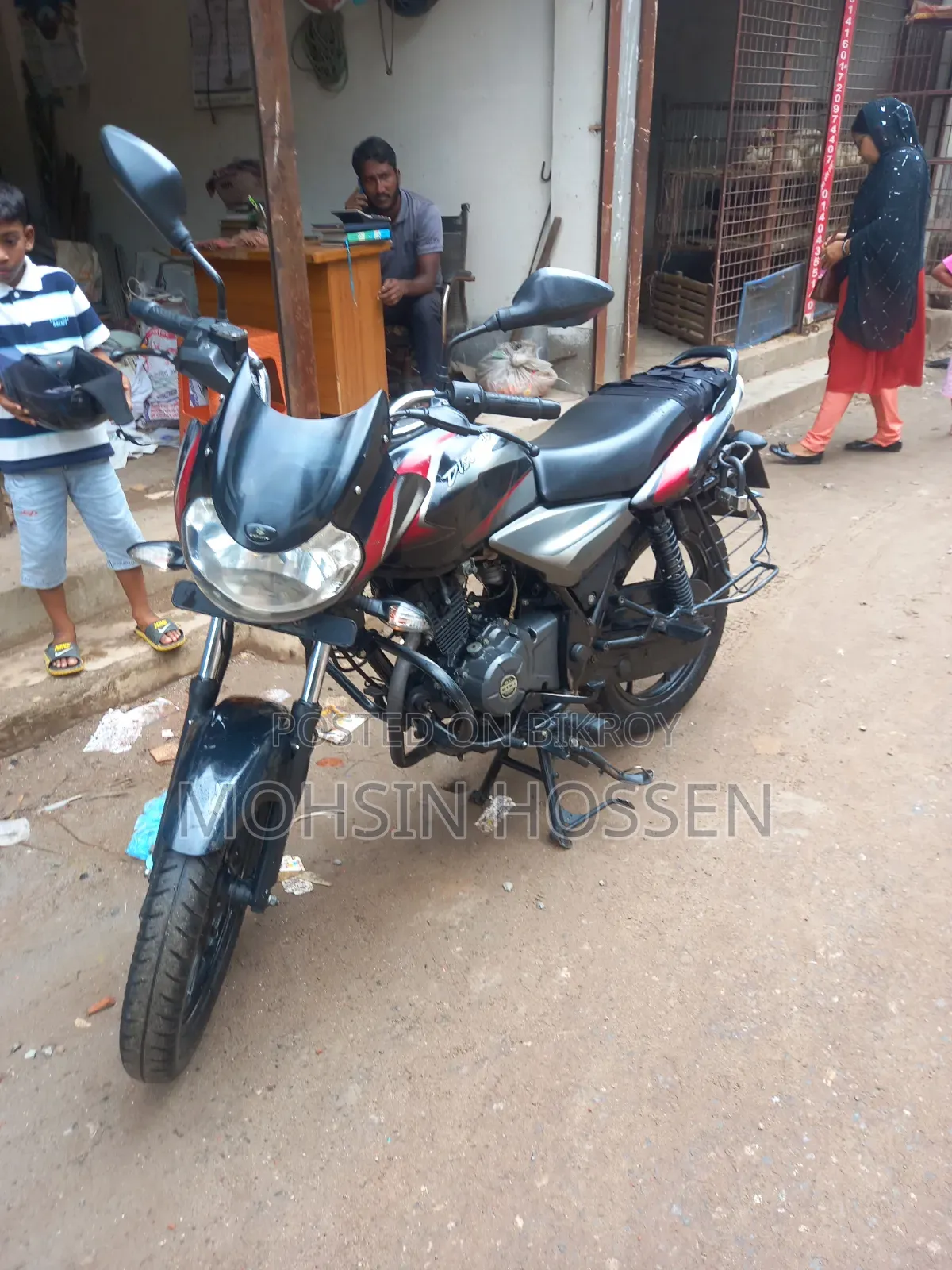 Bajaj Discover 100 2021 Red