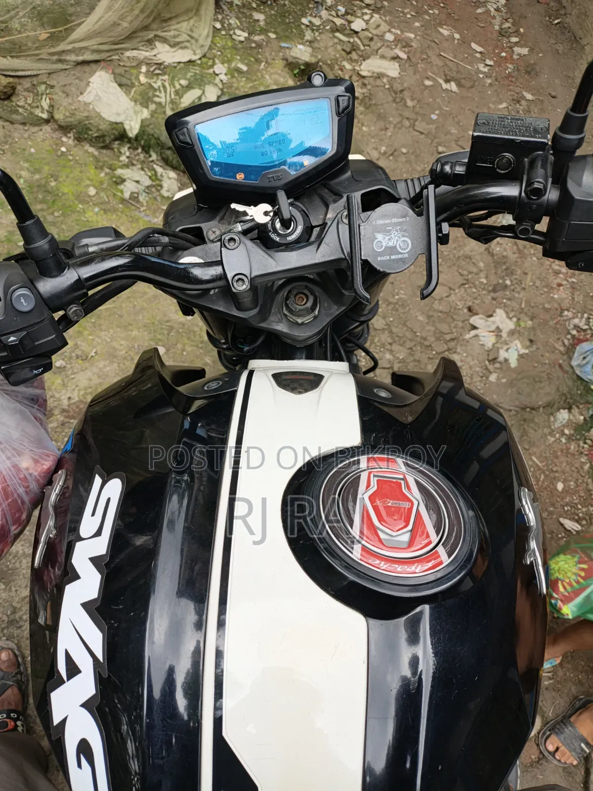 TVS Apache RTR 160 4V 2022 Black