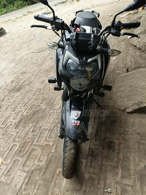 TVS Apache RTR 160 4V 2022 Black