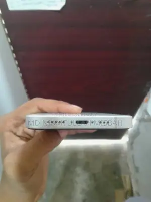 নিউ অ্যাপল আইফোন ১৩ ১২৮ জিবি হোয়াইট