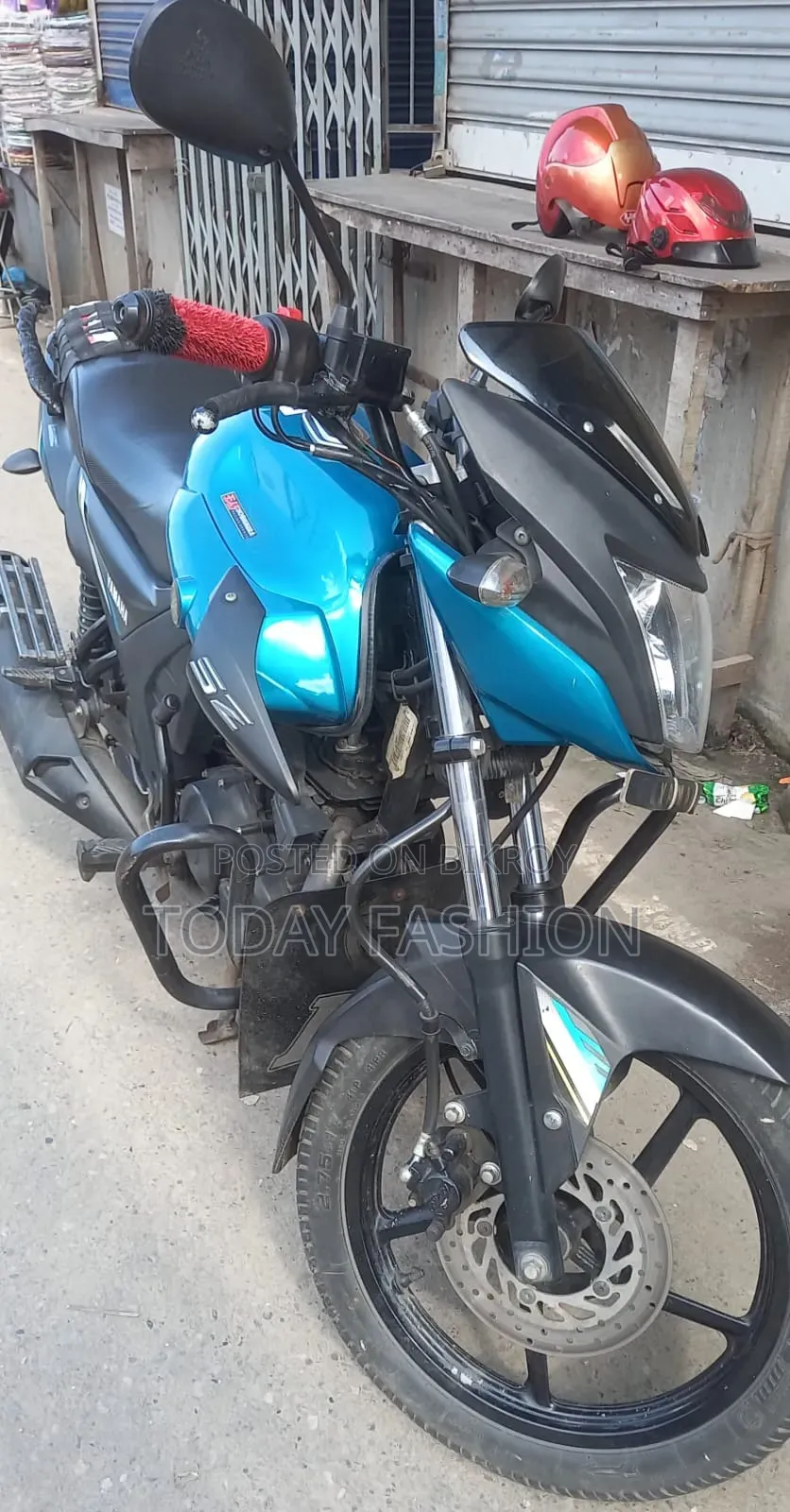 Yamaha 2017 Blue