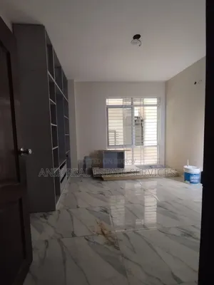 গুলশান ২ এর জন্য ২৭০০ এসএফটি অফিস স্পেস ভাড়া