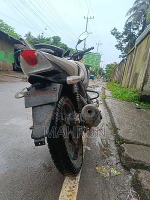 TVS Apache RTR 160 2V 2021 White