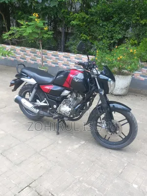 বাজাজ V15 ২০২০ কালো