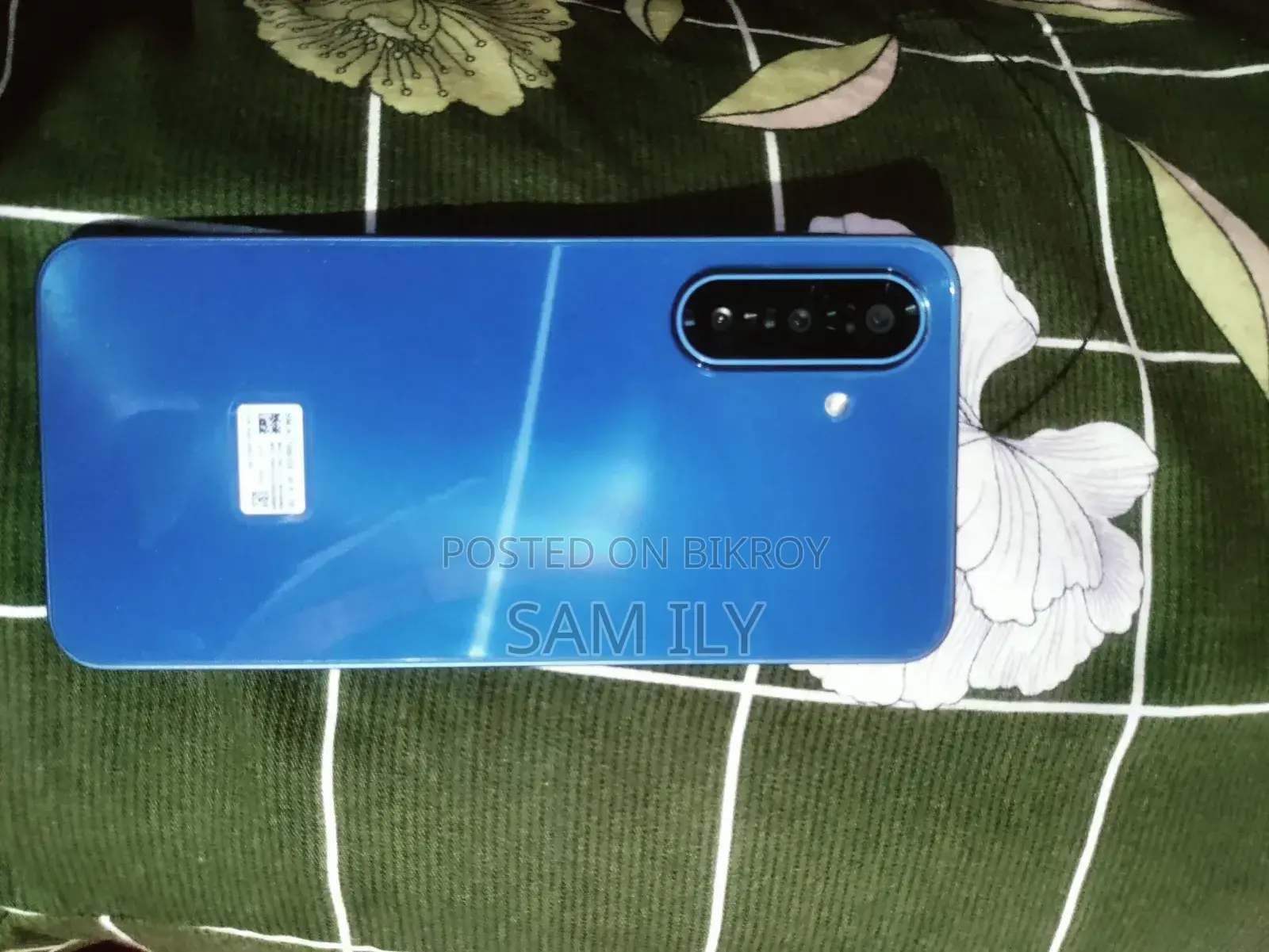 স্যামসাং গ্যালাক্সি এ১৭ ৫জি ১২৮ জিবি নীল