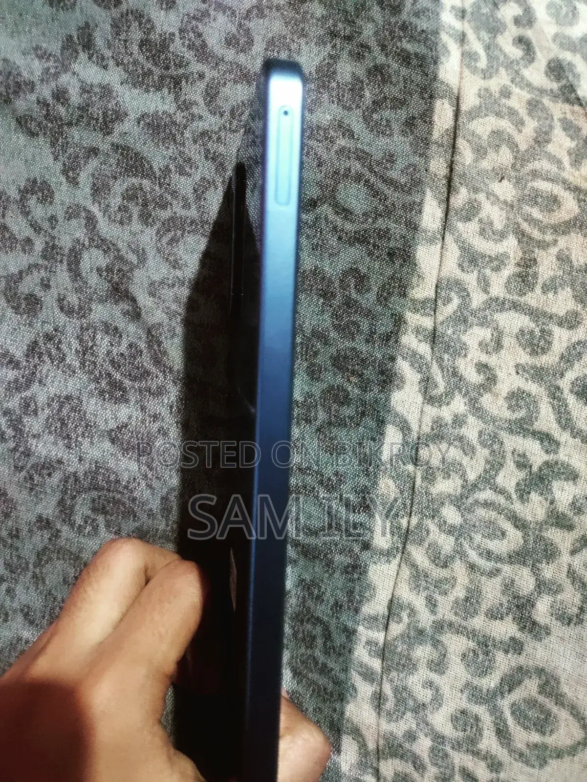 স্যামসাং গ্যালাক্সি এ১৭ ৫জি ১২৮ জিবি নীল