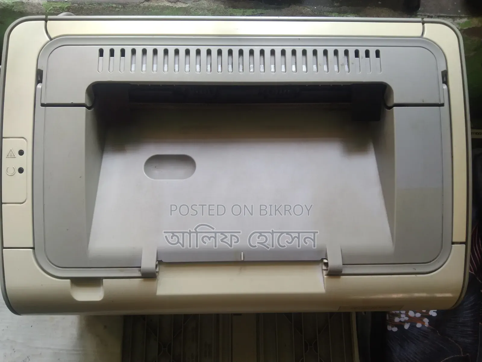 Selling because I am buying another color printer, there is no problem