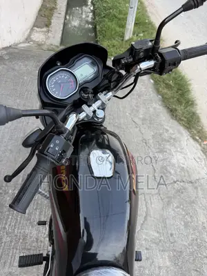বাজাজ প্লাটিনা ১১০ ২০২৩ কালো