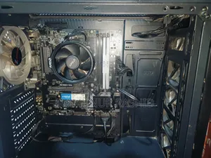 Desktop Computer MSI model 16GB AMD Ryzen 7 HDD+SSD 500GB