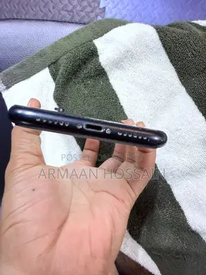Apple iPhone XR 64 GB Black