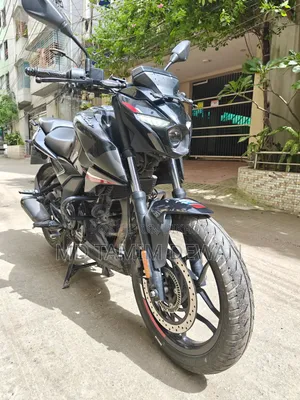 Bajaj Pulsar N250 ২০২৪ কালো