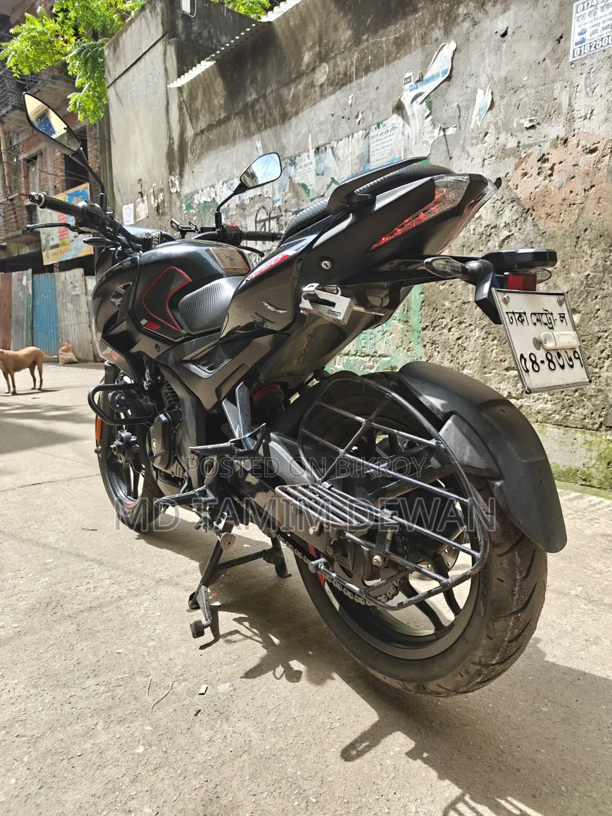 Bajaj Pulsar N250 ২০২৪ কালো