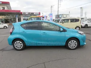 Toyota Aqua 2021 Blue