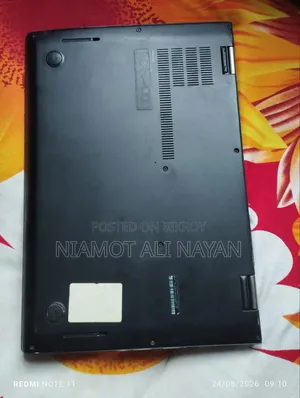 Laptop Lenovo ThinkPad X1 Yoga 4GB Intel Core i5 SSD 320GB