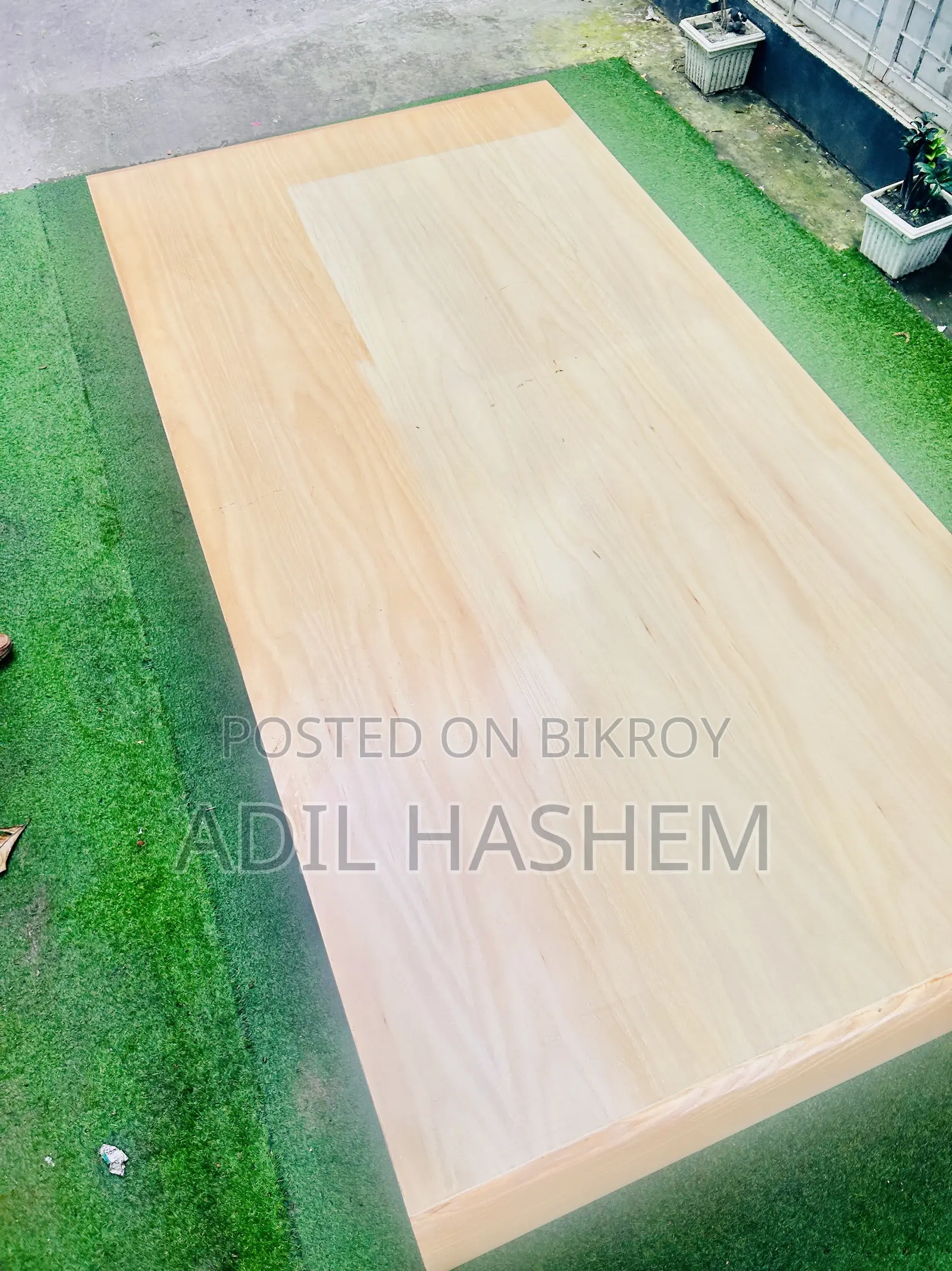 Team Working Table