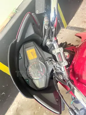 হিরো গ্ল্যামার ২০১১ রেড