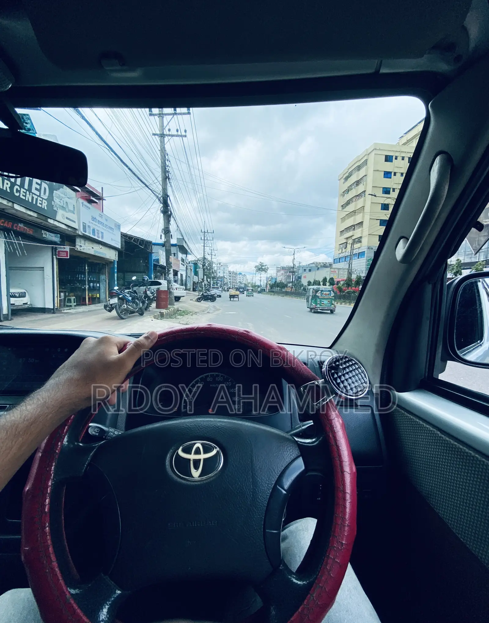 Toyota Noah 2010 Silver