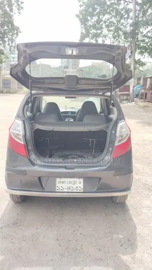 সুজুকি আল্টো ২০১৫ গ্রে