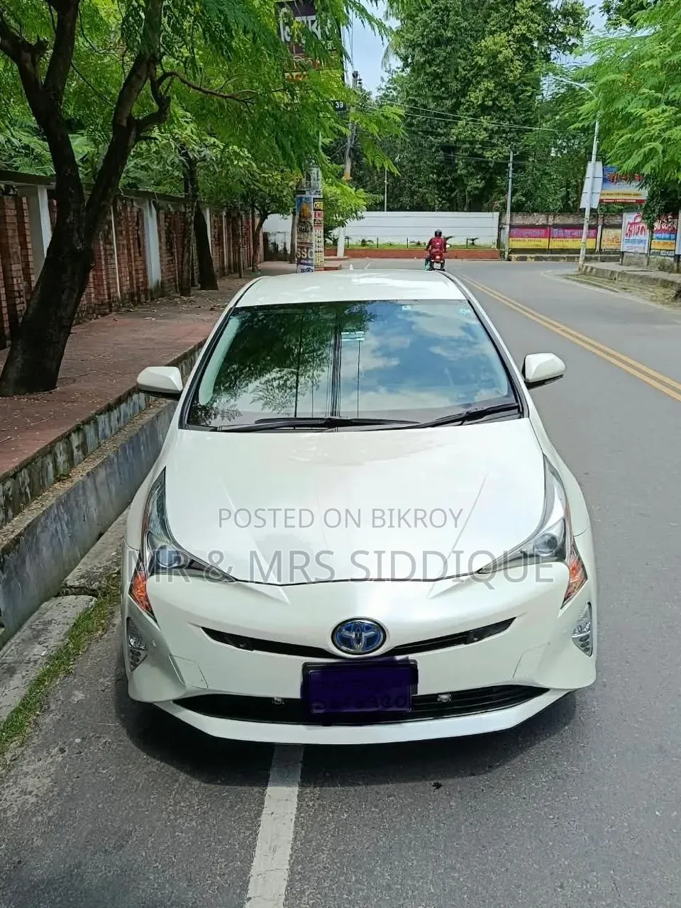 টয়োটা প্রিয়াস ২০১৮ পার্ল