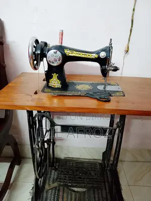 সিঙ্গার সেলাই মেশিন বিক্রি হবে — ১ বছর ব্যবহার