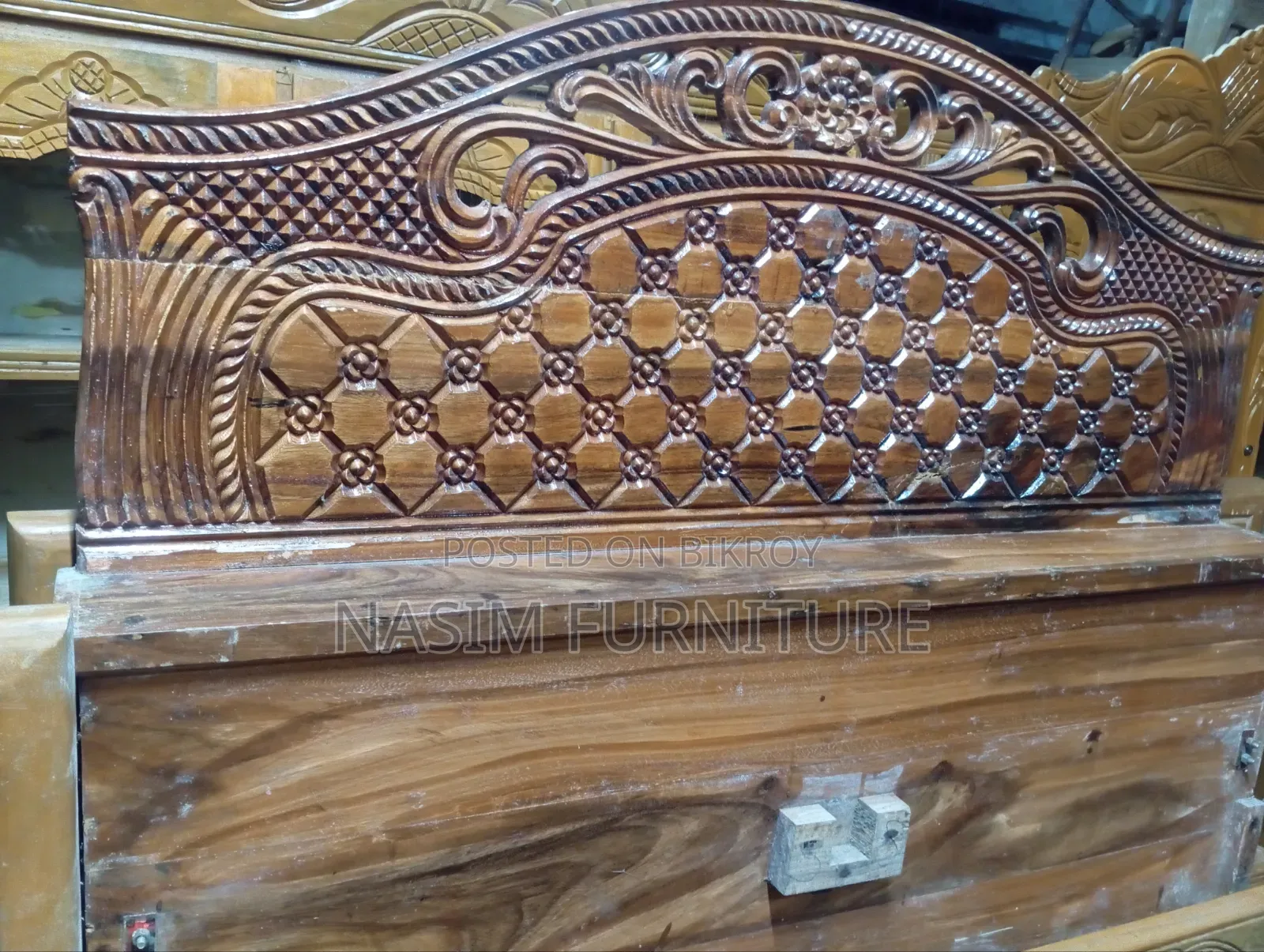 Old Palong Akashi Wood