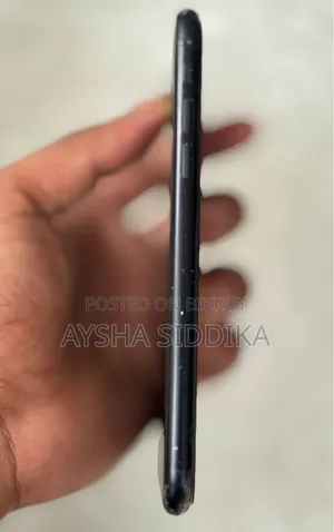 অ্যাপল আইফোন এক্সআর ৬৪ জিবি ব্ল্যাক