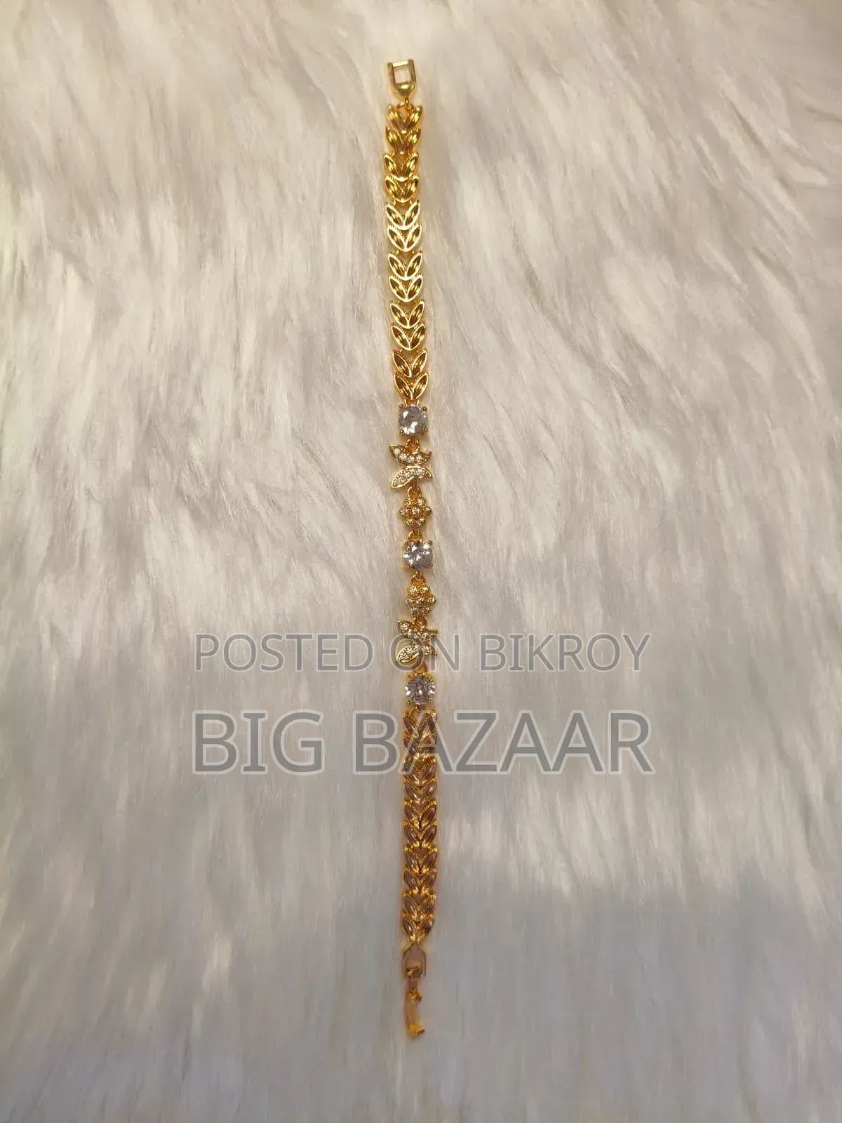 Premium Golden Floral Stone Bracelet