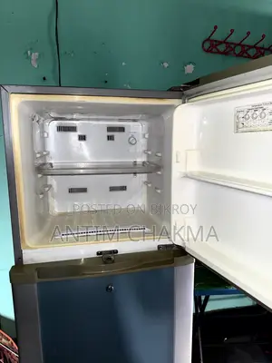 Samsung Refrigerator – Used, Good Condition