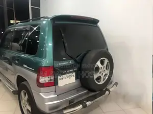 মিতসুবিশি পাজেরো ১৯৯৯ সবুজ