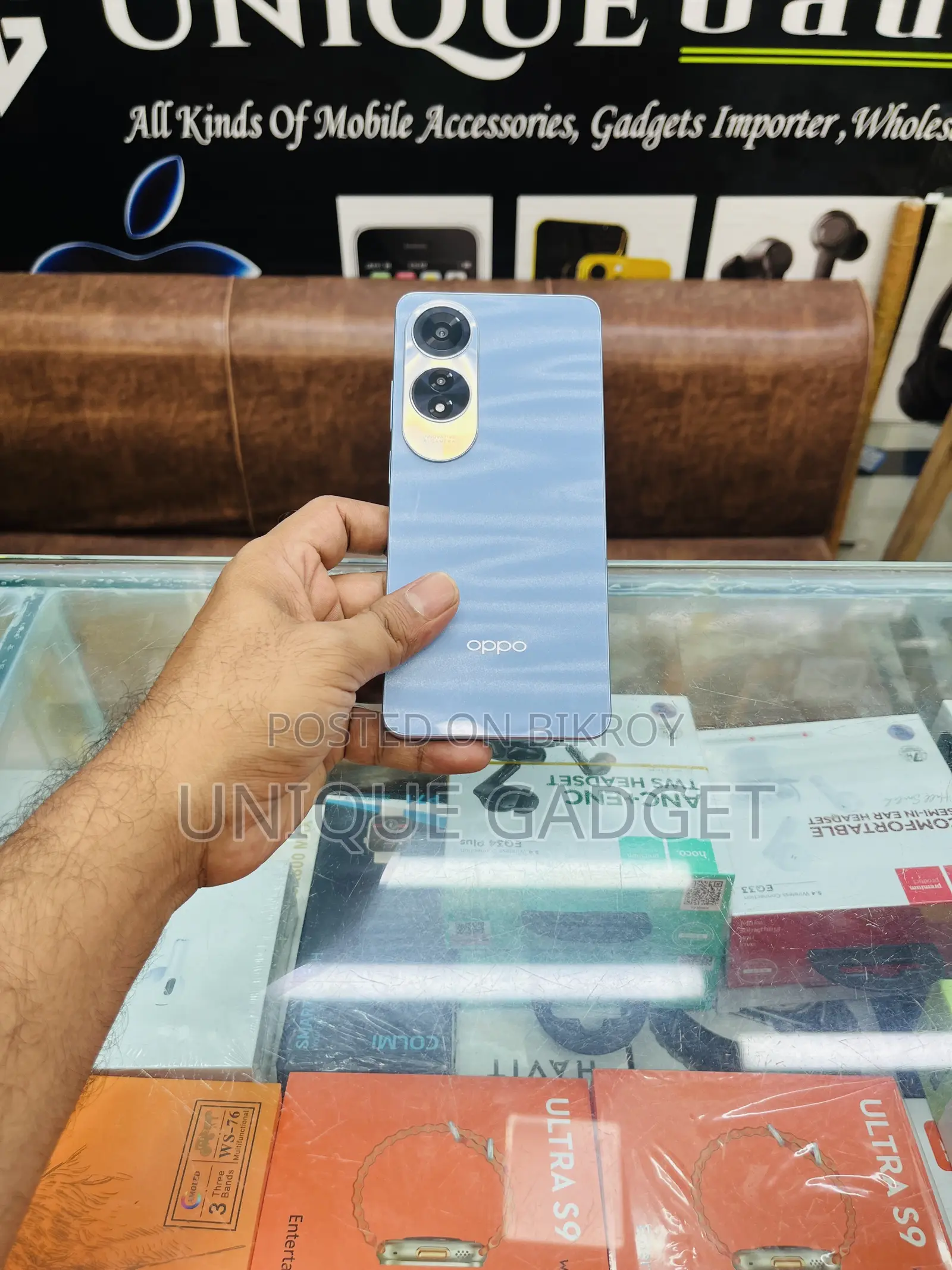 অপ্পো এ৬০ ২৫৬ জিবি নীল