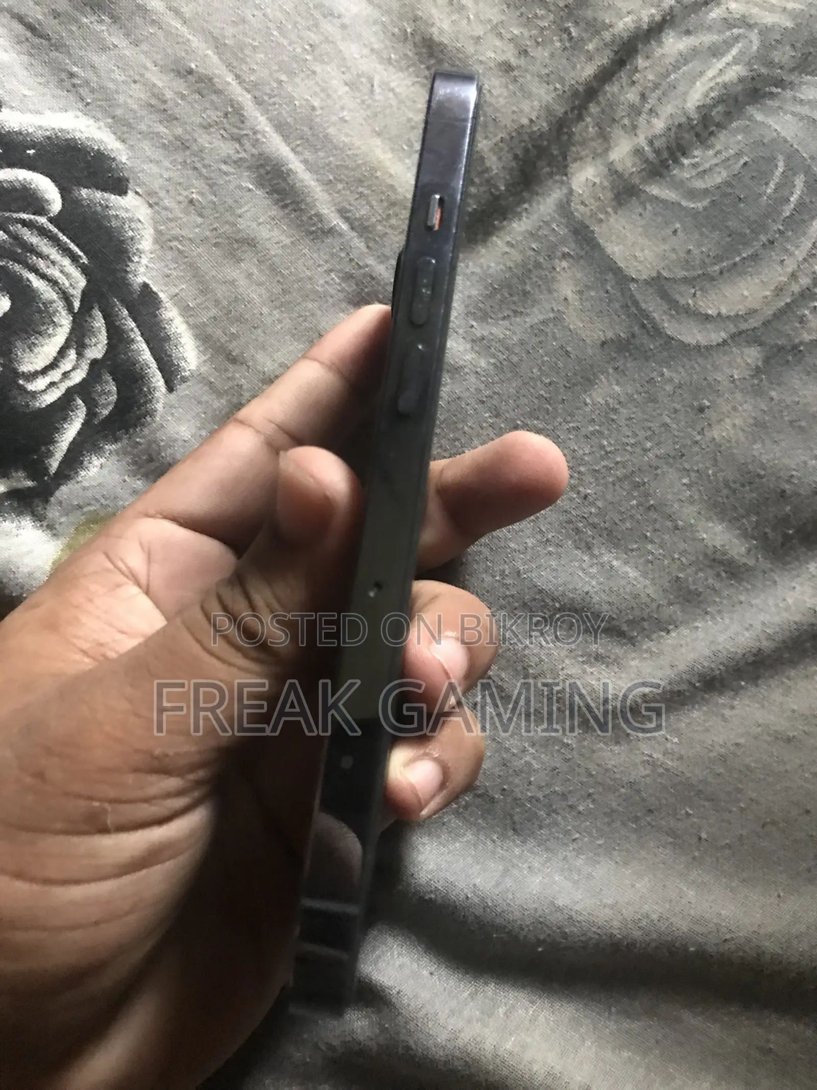 অ্যাপল আইফোন ১৩ প্রো ২৫৬ জিবি নীল