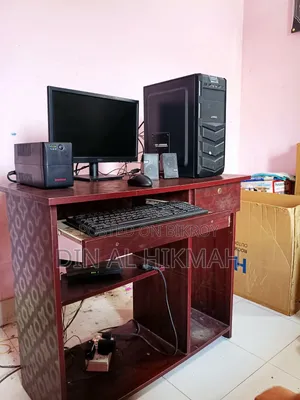 Desktop Computer Gigabyte 8GB Intel Core i5 SSD 500GB