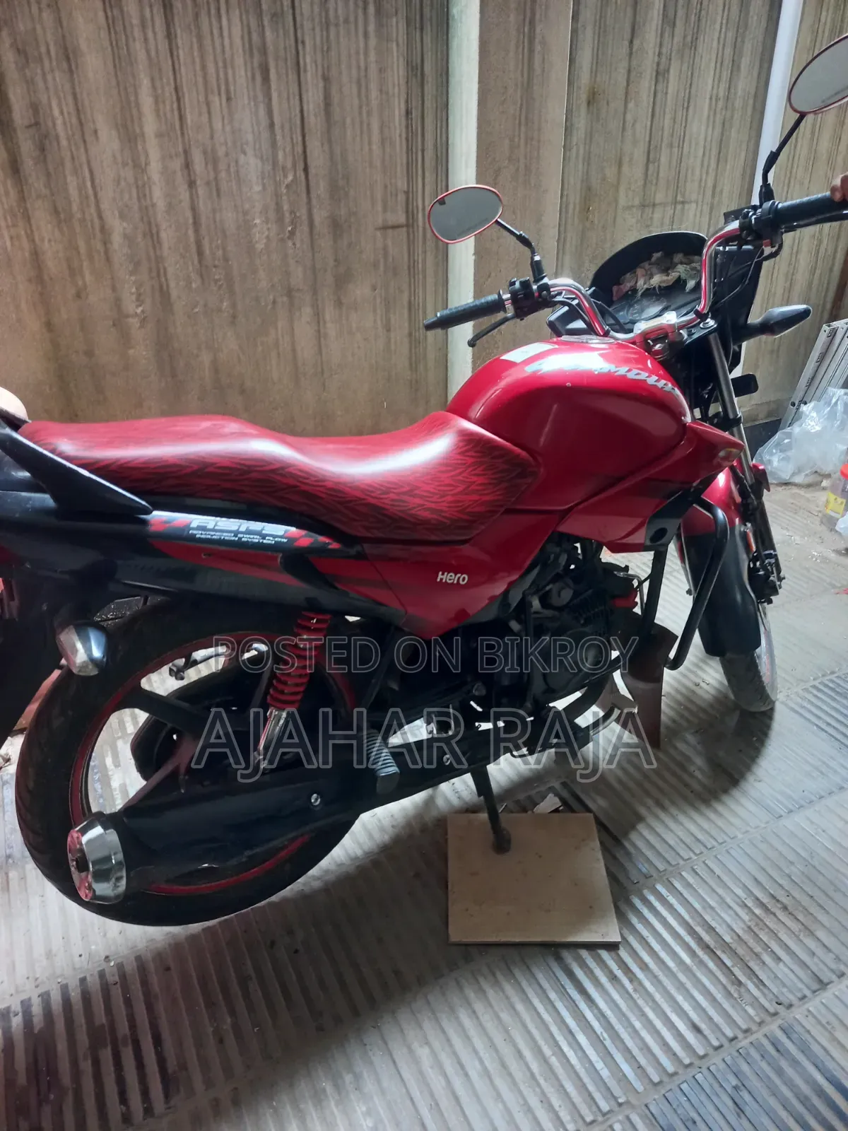 Hero Glamour 2015 Red