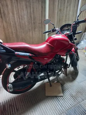 Hero Glamour 2015 Red