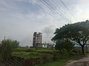 ব্লক=এম || উত্তরমুখী || ২০০ ফুট ৩০০ ফুটের অত্যন্ত কাছাকাছি
