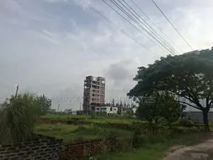 ব্লক=এম || উত্তরমুখী || ২০০ ফুট ৩০০ ফুটের অত্যন্ত কাছাকাছি