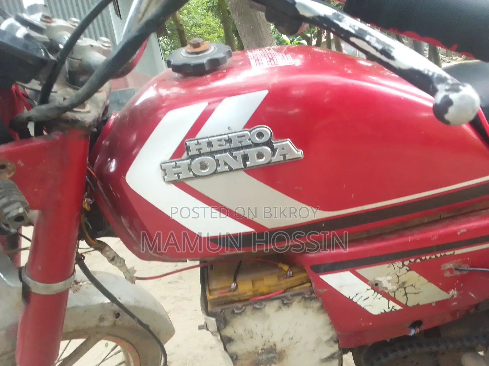 Hero Eco 100 2026 Red