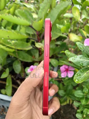 Apple iPhone 13 128 GB Red
