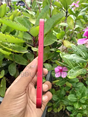 Apple iPhone 13 128 GB Red