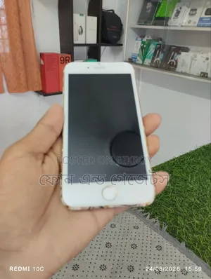 Apple iPhone 7 128 GB Silver